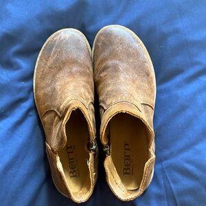 Born Taj Womens  brown suede Leather  Boots sz 8.5 worn once